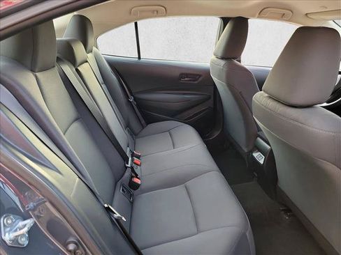 Used 2025 Toyota Corolla LE FWD image 16