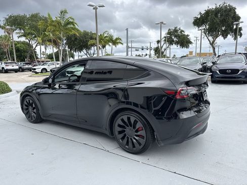Used 2023 Tesla Model Y Performance AWD/4WD image 12