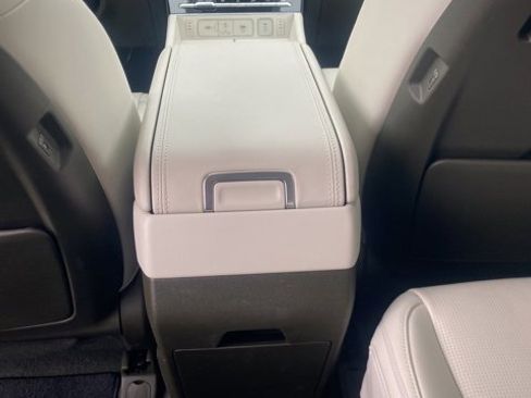 Used 2025 Hyundai Santa Fe Calligraphy image 29