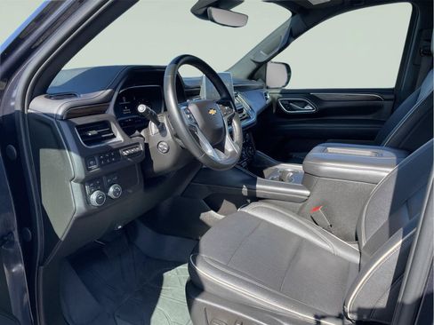 Used 2023 Chevrolet Tahoe Premier AWD/4WD image 13