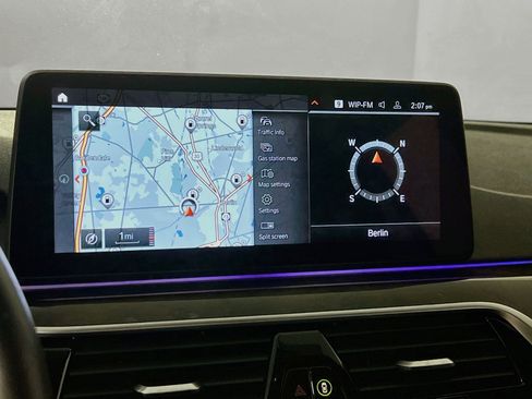 Used 2021 BMW 530i xDrive w/ Convenience Package AWD/4WD image 13