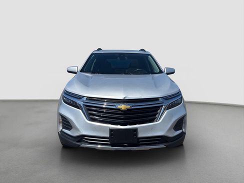 Used 2022 Chevrolet Equinox LT FWD image 2