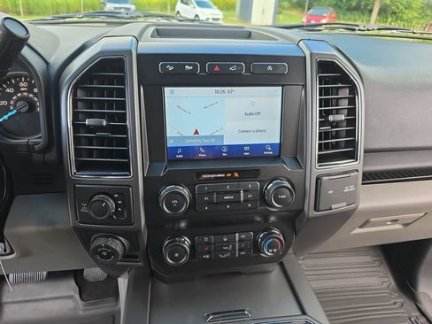 Used 2020 Ford F150 XLT w/ Equipment Group 302A Luxury AWD/4WD image 21