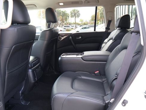 Used 2024 INFINITI QX80 Luxe w/ Cargo Package image 39