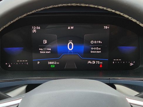 Certified 2023 Volkswagen Taos SE w/ Panoramic Sunroof Package FWD image 30
