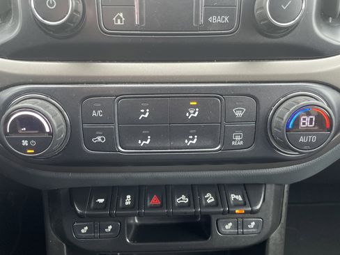 Used 2021 Chevrolet Colorado Z71 image 68