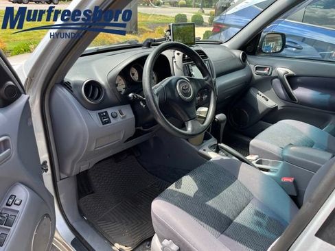 Used 2003 Toyota RAV4 4WD w/ Quick-Order Pkg image 5