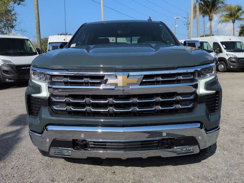 Used 2025 Chevrolet Silverado 1500 LTZ w/ LTZ Premium Package AWD/4WD image 3