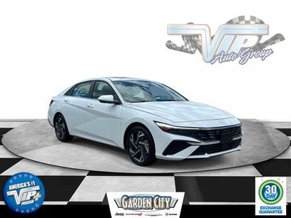 Used 2025 Hyundai Elantra SEL
