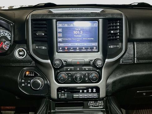Used 2020 RAM 1500 Big Horn AWD/4WD image 14