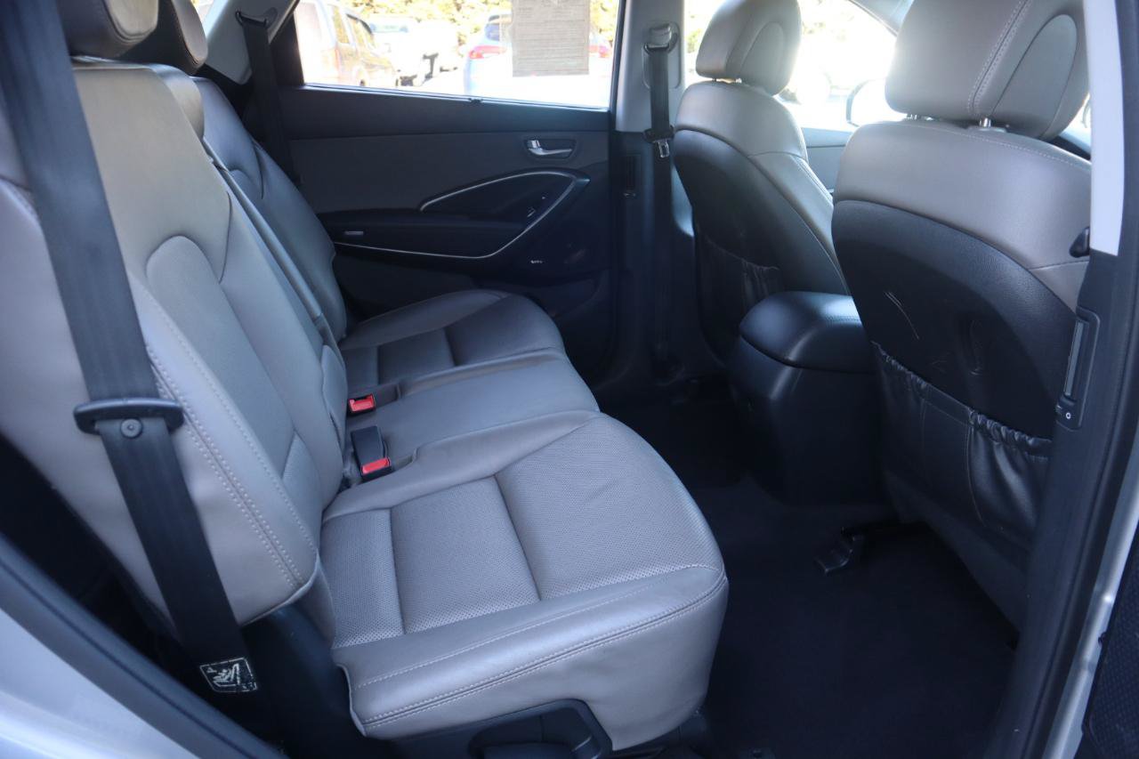 Used 2017 Hyundai Santa Fe AWD w/ SE Ultimate Tech Package 03 image 41