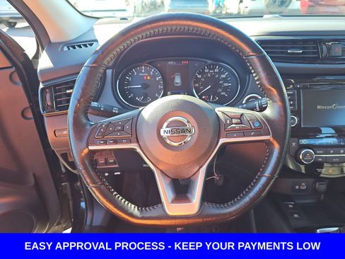 Used 2022 Nissan Rogue Sport SV w/ Technology Package AWD/4WD image 10