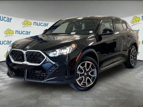 Used 2026 BMW X2 xDrive28i AWD/4WD image 3