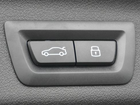 Certified 2025 BMW X1 xDrive28i image 39