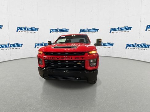 Used 2022 Chevrolet Silverado 2500 Custom w/ Custom Value Package AWD/4WD image 4
