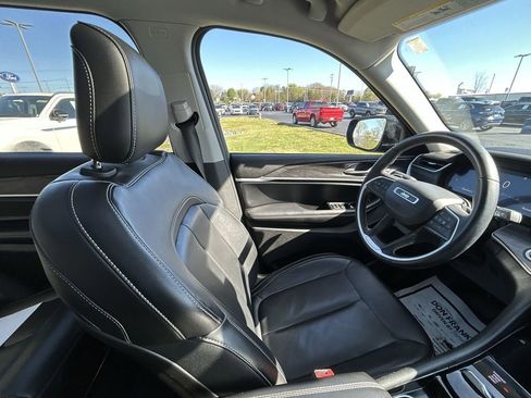 Used 2021 Jeep Grand Cherokee L Limited image 10