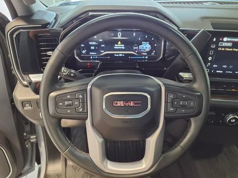 Used 2023 GMC Sierra 1500 SLE w/ Preferred Package RWD image 10