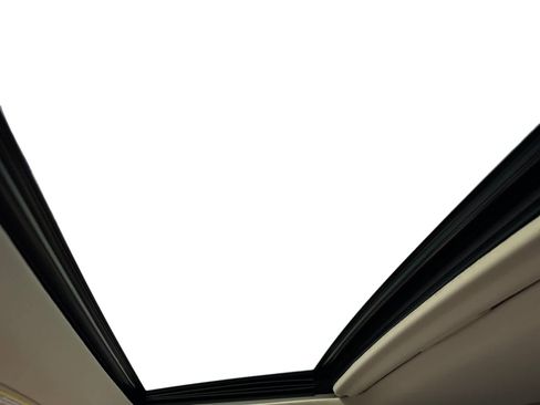 Used 2019 Lexus RX 350L w/ Premium Package image 3