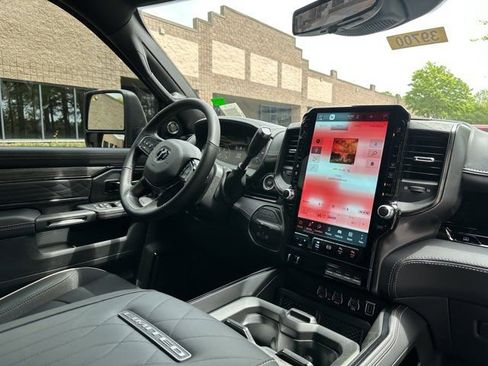 New 2026 RAM 3500 Limited AWD/4WD image 28