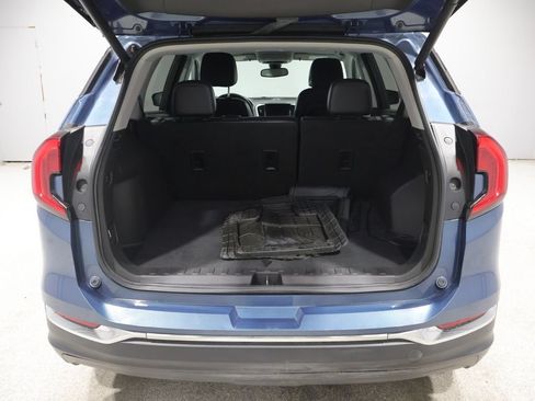Used 2024 GMC Terrain SLT FWD image 20