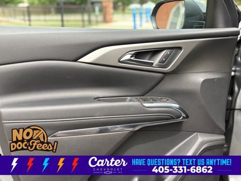 New 2026 Chevrolet Traverse LT w/ Sun and Wheel Package FWD image 16