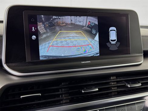 Used 2022 Kia Telluride LX image 10