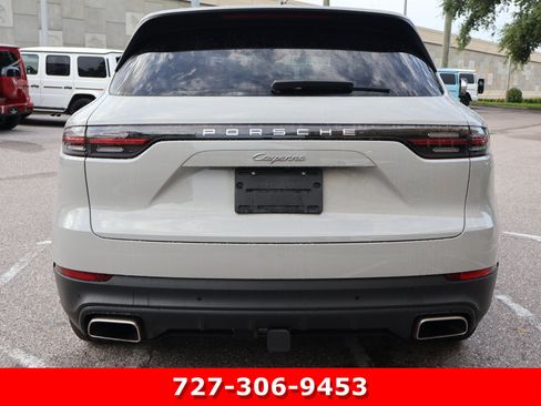 Used 2022 Porsche Cayenne AWD/4WD image 7