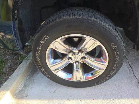Used 2011 RAM 1500 Express AWD/4WD image 23