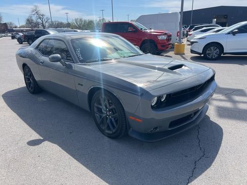 Used 2023 Dodge Challenger R/T w/ Plus Package image 7