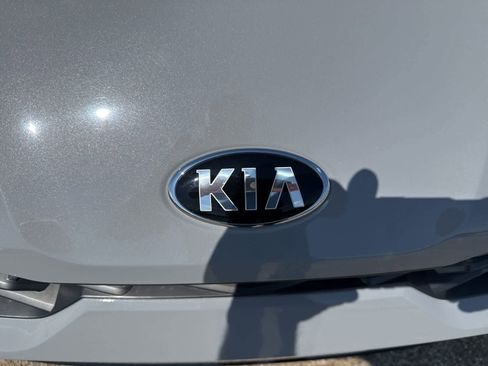 Used 2021 Kia K5 GT-Line AWD/4WD image 11