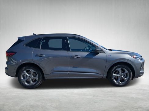 Used 2024 Ford Escape ST-Line w/ Equipment Group 301A image 2