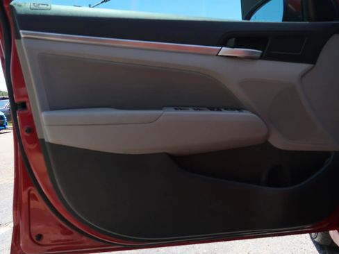 Used 2019 Hyundai Elantra SEL image 41