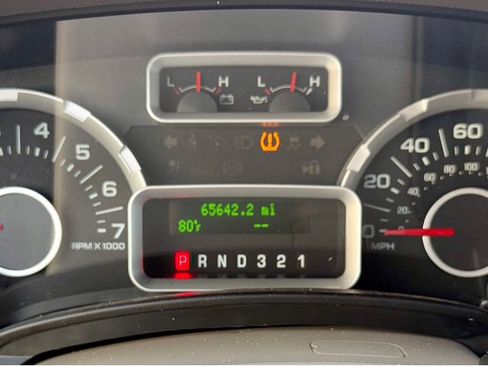 Used 2011 Ford Expedition EL XL image 9