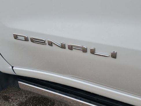 Used 2022 GMC Sierra 1500 Denali Ultimate image 6