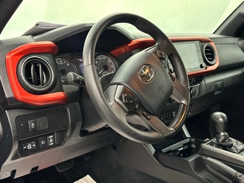 Used 2020 Toyota Tacoma TRD Sport w/ TRD Premium Sport Package image 16