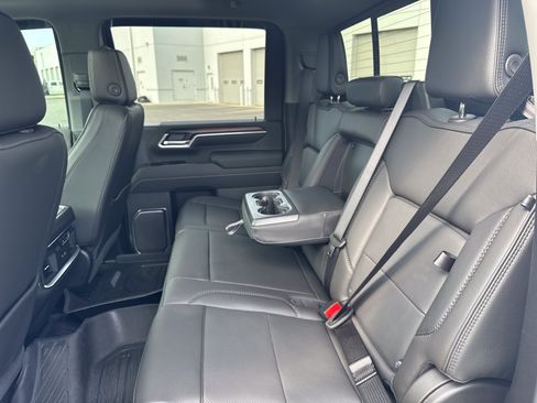 Used 2026 GMC Sierra 2500 Denali AWD/4WD image 32