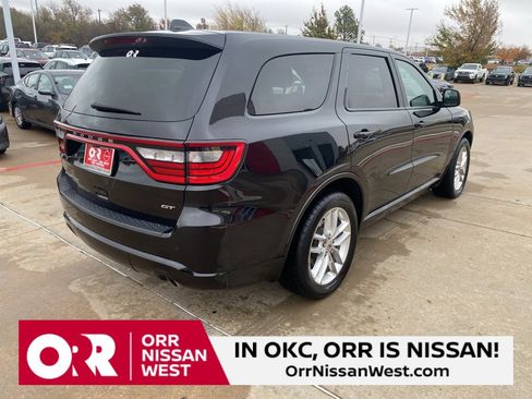 Used 2023 Dodge Durango GT image 5