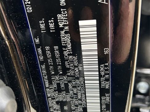 Used 2024 Toyota Highlander LE image 10