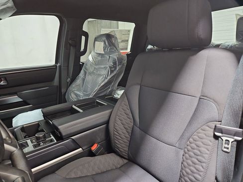 New 2026 Toyota Tundra SR5 image 18