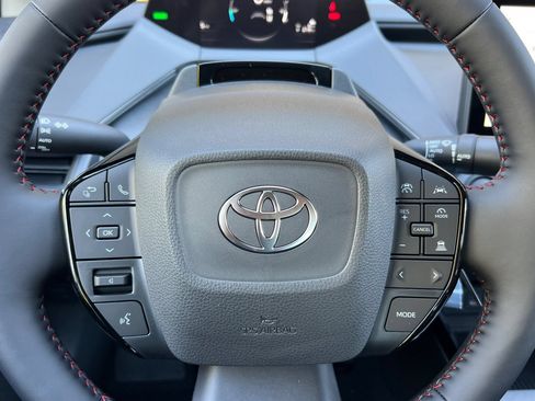 New 2027 Toyota Prius Plug-In Hybrid FWD image 25