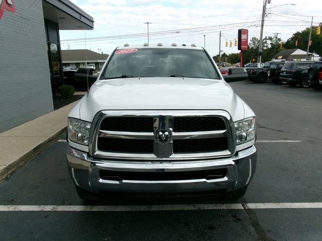 Used 2017 RAM 2500 Tradesman w/ Chrome Appearance Group AWD/4WD image 4