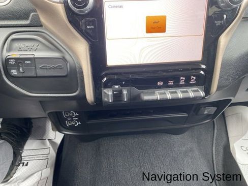 Used 2024 RAM 2500 Laramie image 22