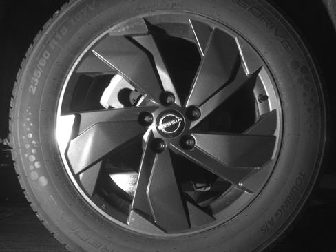 Used 2025 Nissan Rogue SV AWD/4WD image 15