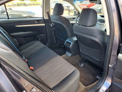 Used 2013 Subaru Legacy 2.5i Premium w/ All-Weather Pkg AWD/4WD image 4