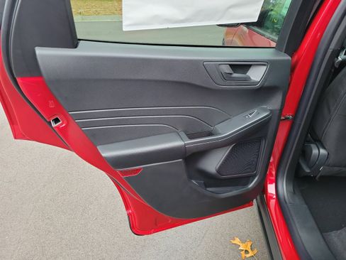 New 2026 Ford Escape Active image 9