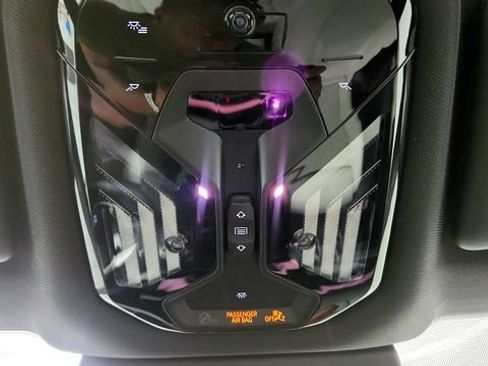 Used 2025 BMW i5 eDrive40i RWD image 73