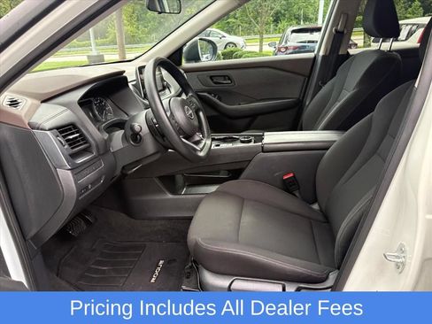 Used 2023 Nissan Rogue S AWD/4WD image 18