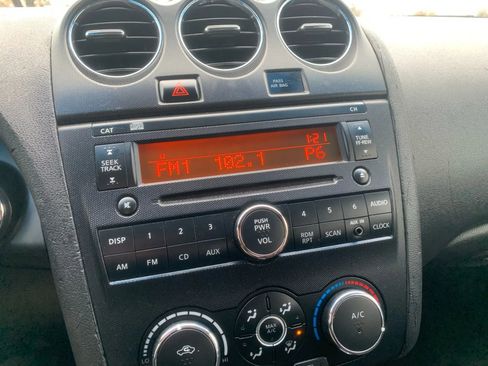 Used 2012 Nissan Altima 2.5 S w/ 20th Anniversary Pkg image 25