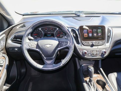 Used 2016 Chevrolet Malibu Premier FWD image 11