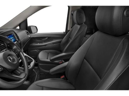 Used 2023 Mercedes-Benz Metris image 9